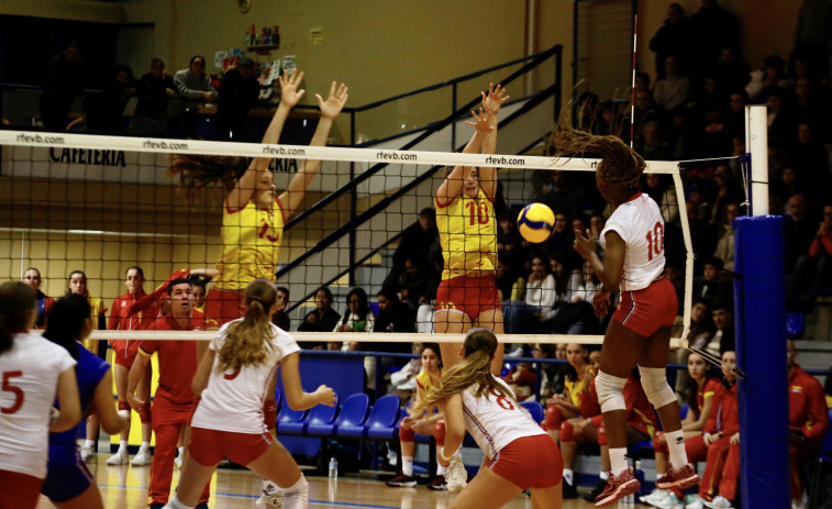 La Selección Española de Voleibol Sub-18 se jugará en Cambados el pase al Europeo