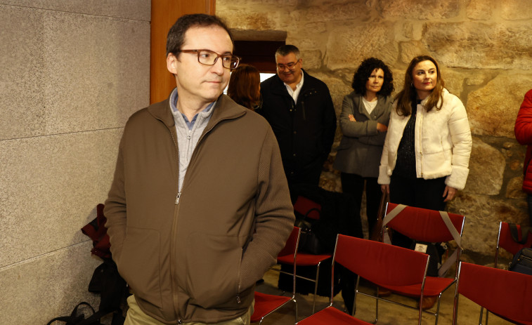 La posible liberación de Aspérez en la Mancomunidade enciende a Somos: “Os veciños pagan os favores políticos”