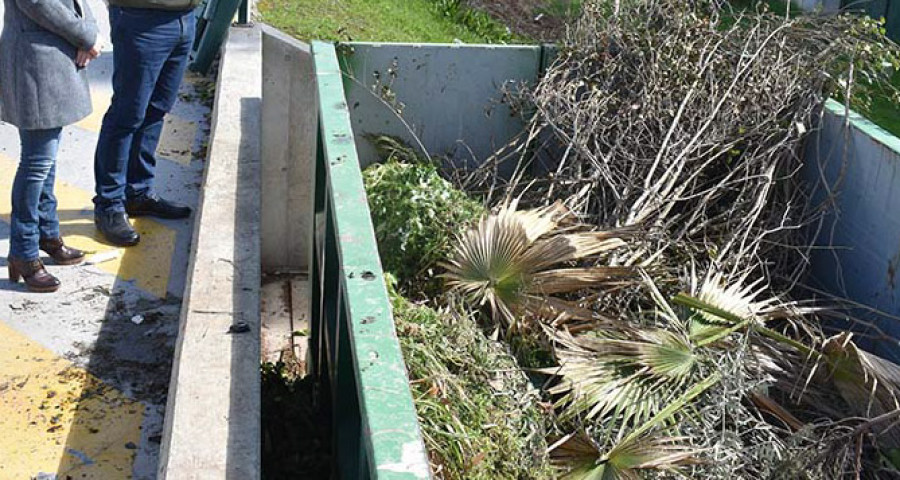 El punto limpio de Boiro ampliará su capacidad para recogida de residuos de la fracción de podas