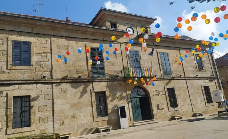 Cambados ofrece un baile de Entroido para mayores y de momento mantiene la Sardiña para el día 14