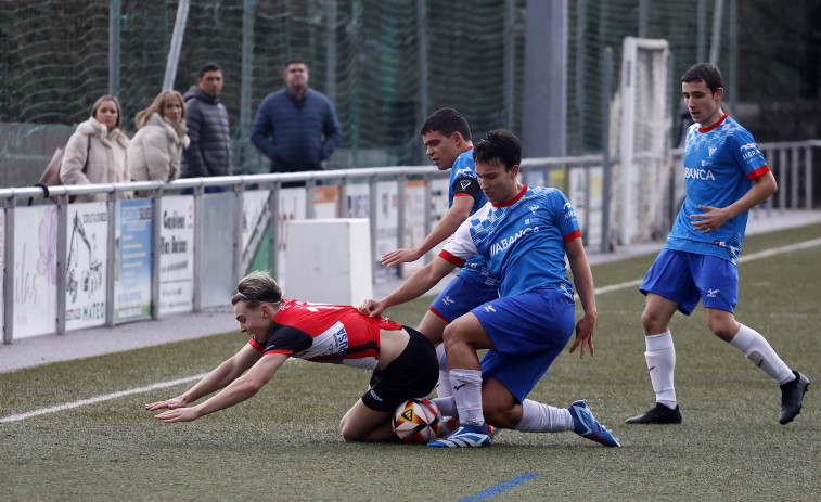 Al Arosa juvenil se le escapa la victoria en el minuto 93 (2-2)