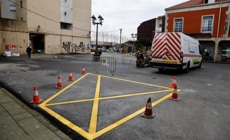 El Concello termina la obra de acondicionamiento de la plaza de O Ramal y de Doutor Carús