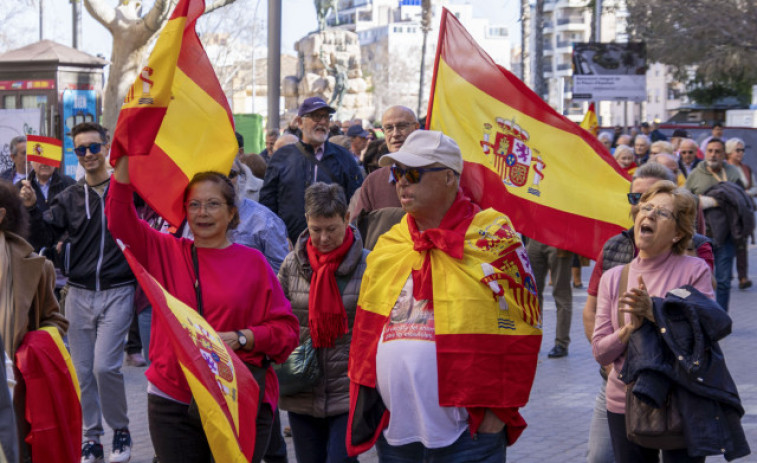 Un centenar de personas exige en Palma la dimisión de Sánchez y Marlaska