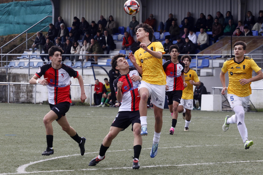 El Arosa juvenil cae en Meis con el Compostela y complica su situación