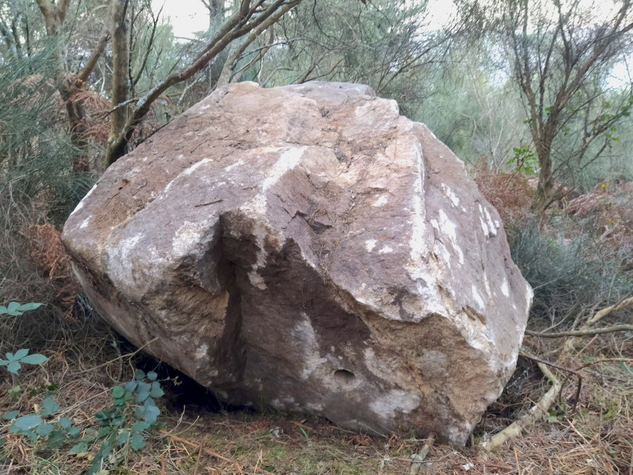 Amil Sen Eólicos denuncia el hallazgo de una piedra de unas 14 toneladas cerca de las obras de Monte Acibal