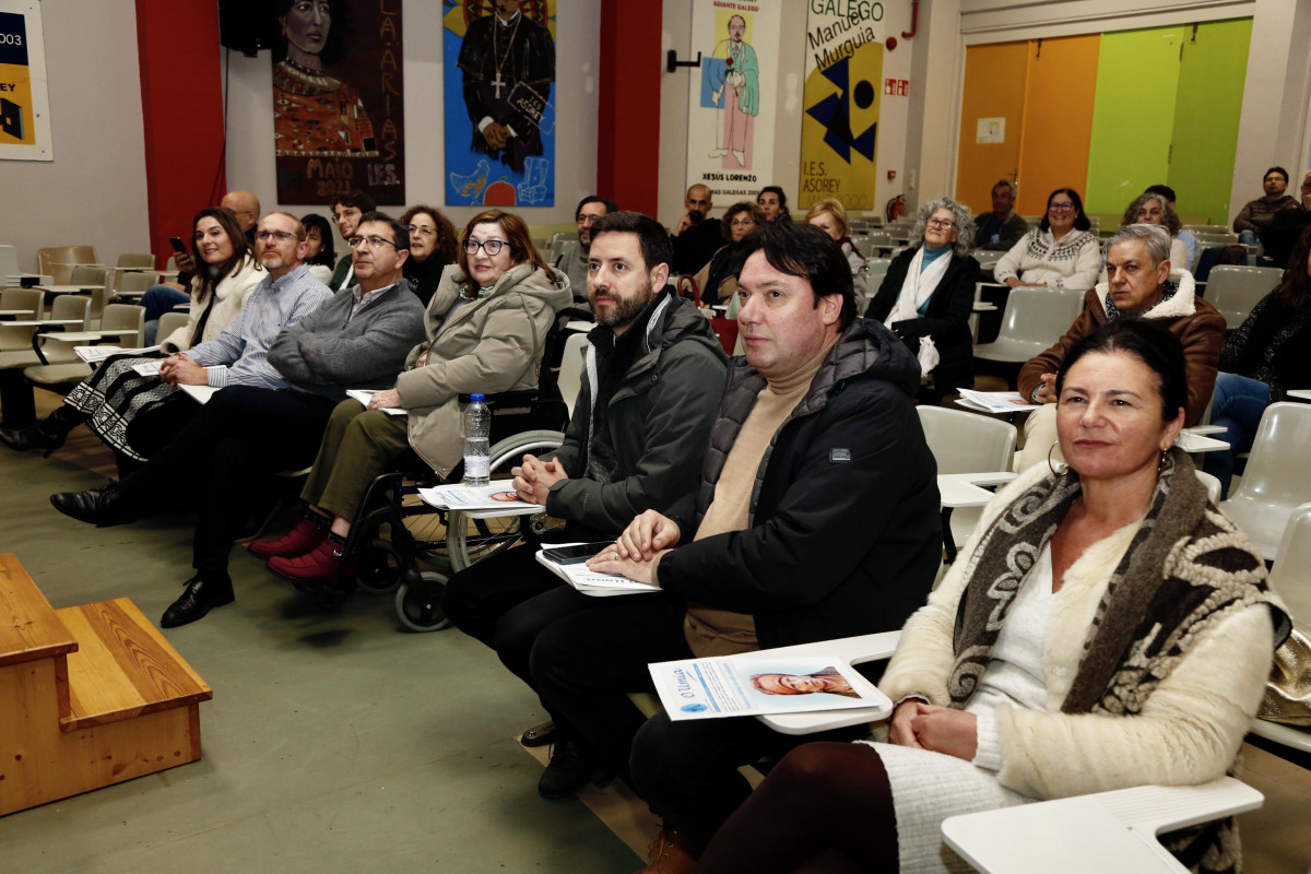 Público presentación boletín o umia