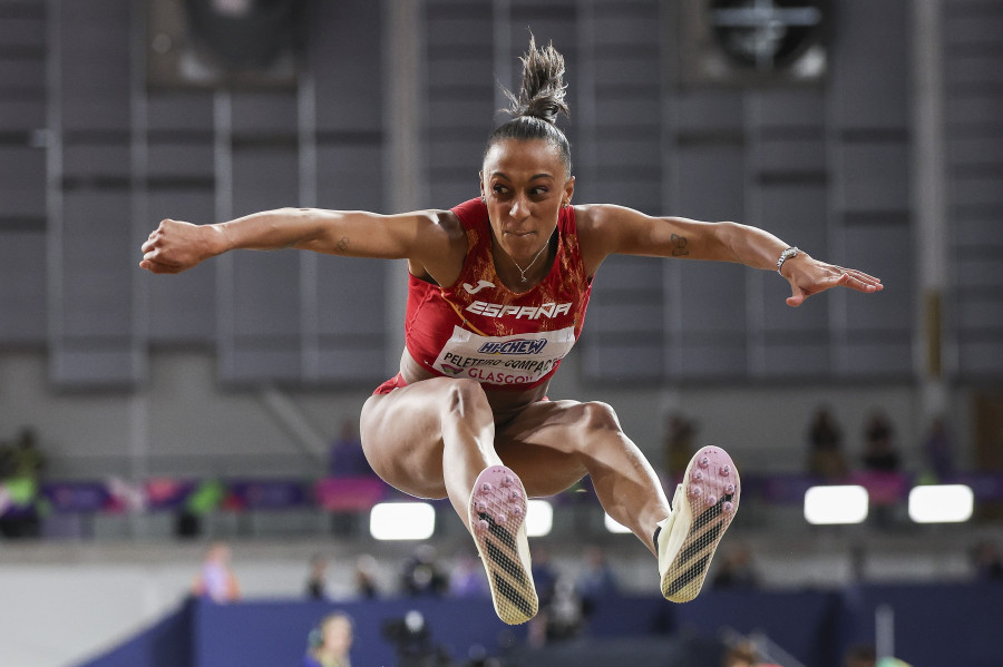 Ana Peleteiro, bronce mundial de pista cubierta en triple salto en Glasgow