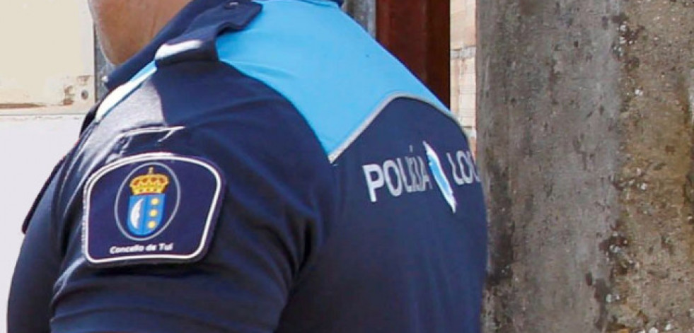 Detenido tras robar 8 bandejas de jamón ibérico y agredir al vigilante que lo descubrió