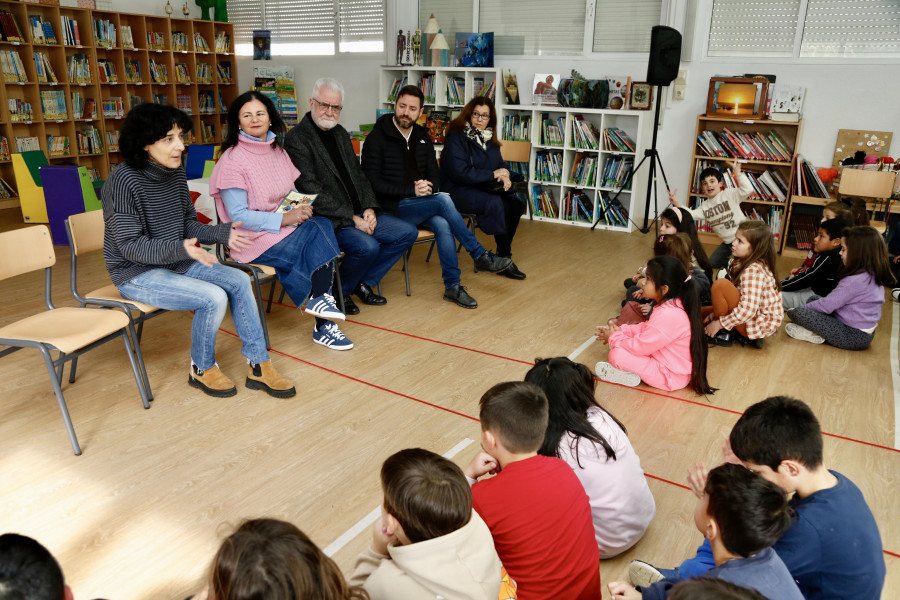Cambados reparte mil ejemplares del cuento sobre un referente para el 8-M: Filomena Granda