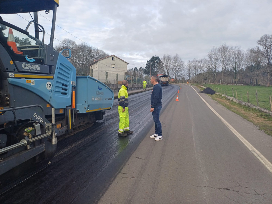 La Diputación renovará el firme de los tramos deteriorados de la carretera de Santa Xusta, en Moraña