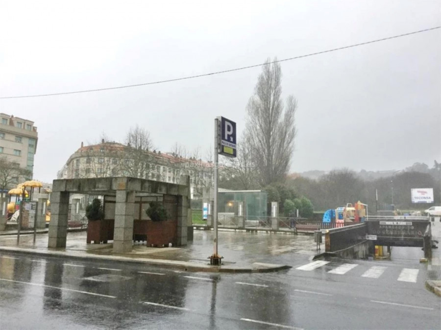 Ribeira encarga el proyecto para conectar la Plaza del Centenario y la del Concello
