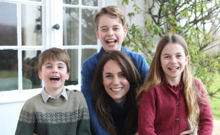 ¿Qué sabemos de la polémica imagen de Kate Middleton con sus hijos?