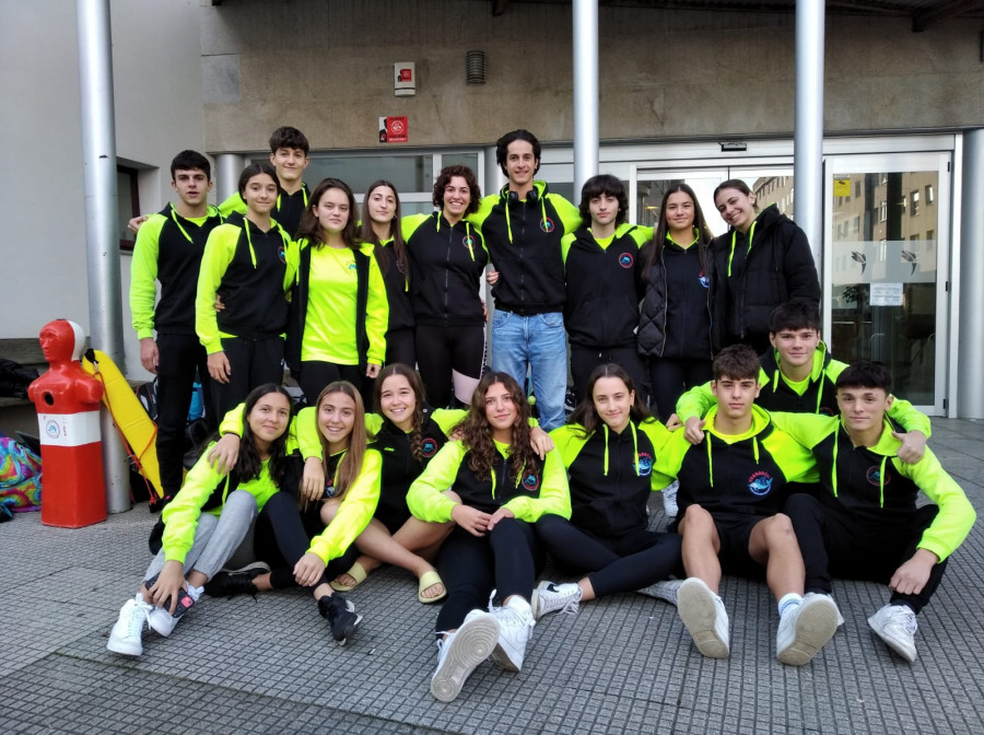 El Club de Natación Vilagarcía se juega la permanencia en categoría absoluta