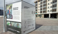 La asociación Art for Dent da visibilidad a la enfermedad rara que afecta a los riñones con una exposición al aire libre en Ribeira