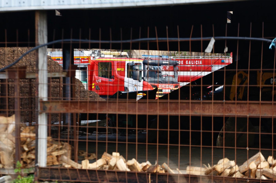 Fallece un trabajador atrapado en una máquina en un aserradero de Vilanova