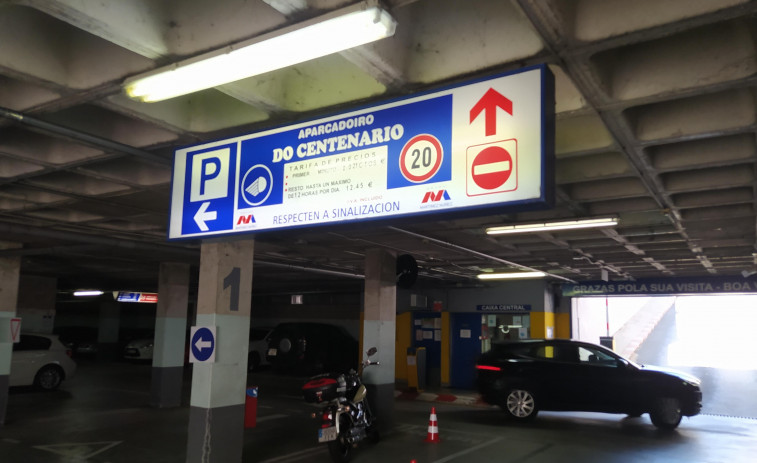 Sale a contratación por 485.345 euros el servicio de conserjería, mantenimiento y control del parking del Centenario, en Ribeira