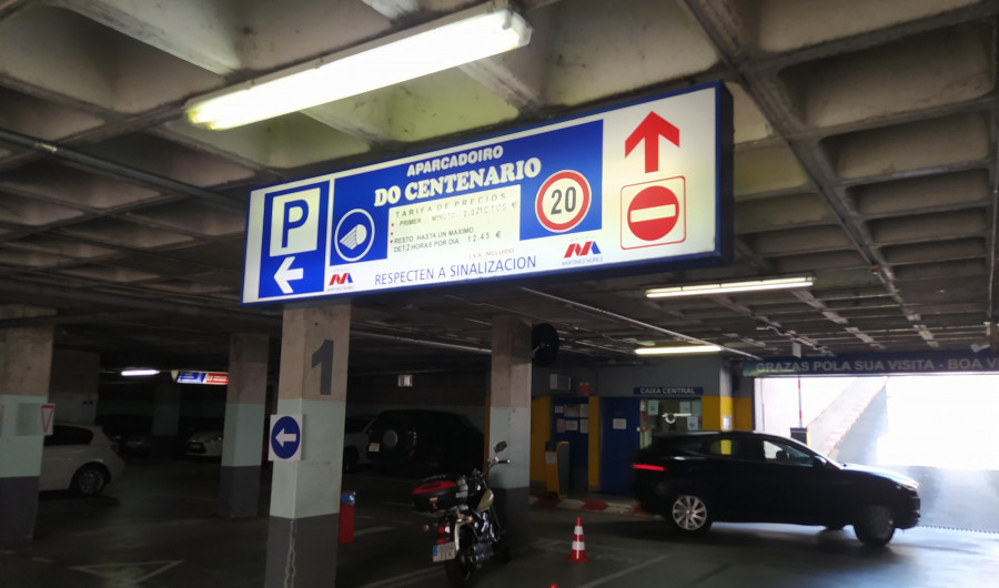 Sale a contratación por 485.345 euros el servicio de conserjería, mantenimiento y control del parking del Centenario, en Ribeira