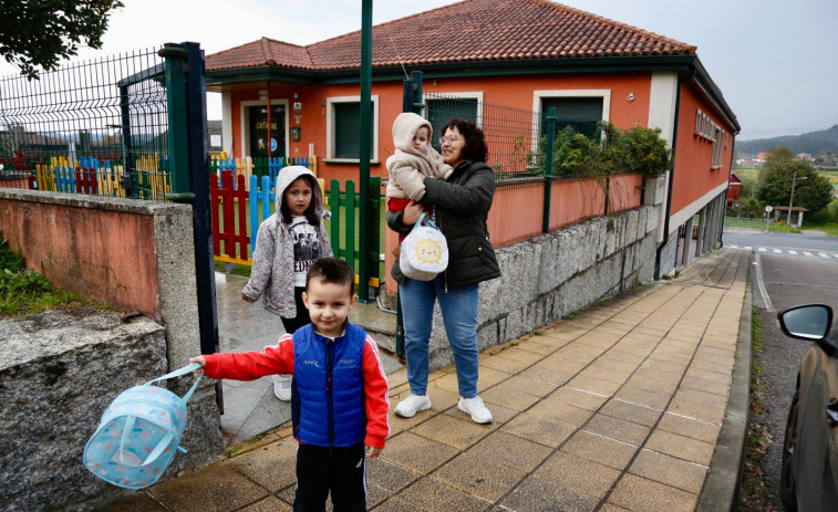 Meis licita por urgencia la reparación del tejado de la guardería y pide una reunión al conselleiro de Sanidade