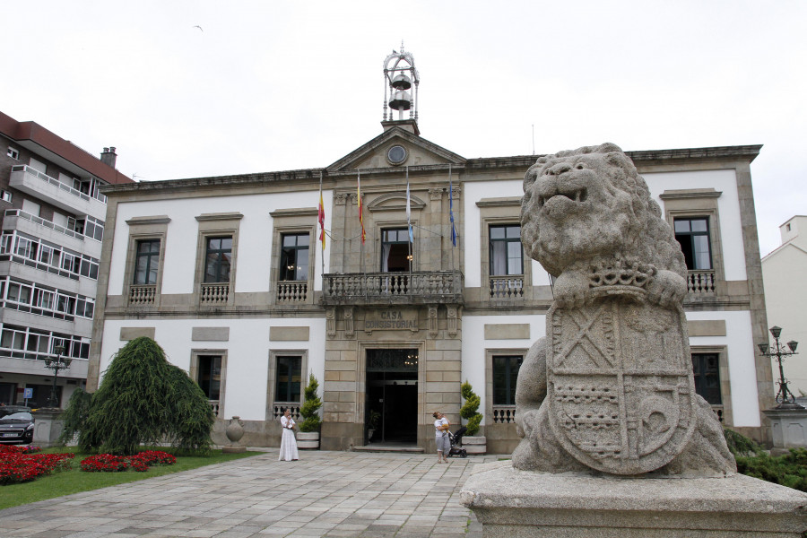 Una queja por el SAF motiva una advertencia de la Valedora al Concello de Vilagarcía