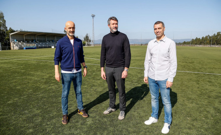 Vilagarcía renovará el césped del campo de fútbol de Berdón con una inversión de 173.000 euros