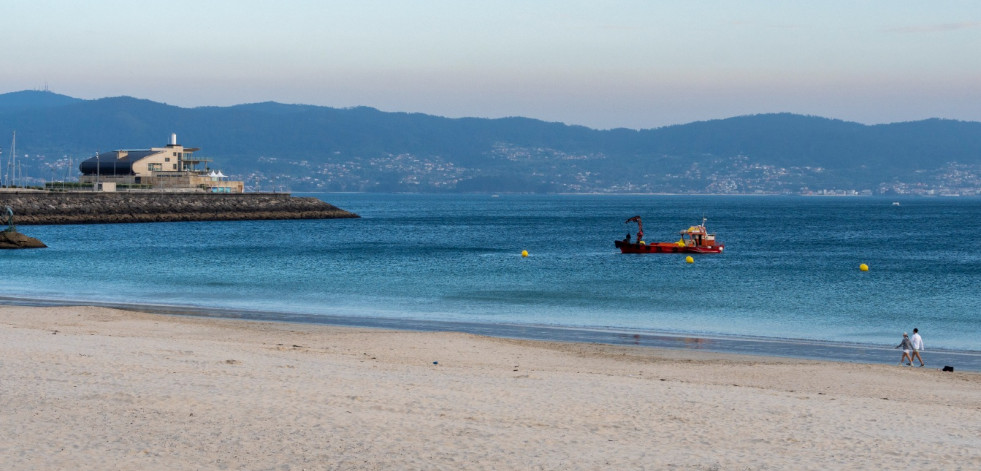 Sanxenxo instala el balizamiento en las playas urbanas de Silgar, Panadeira, Baltar y Caneliñas para la Semana Santa