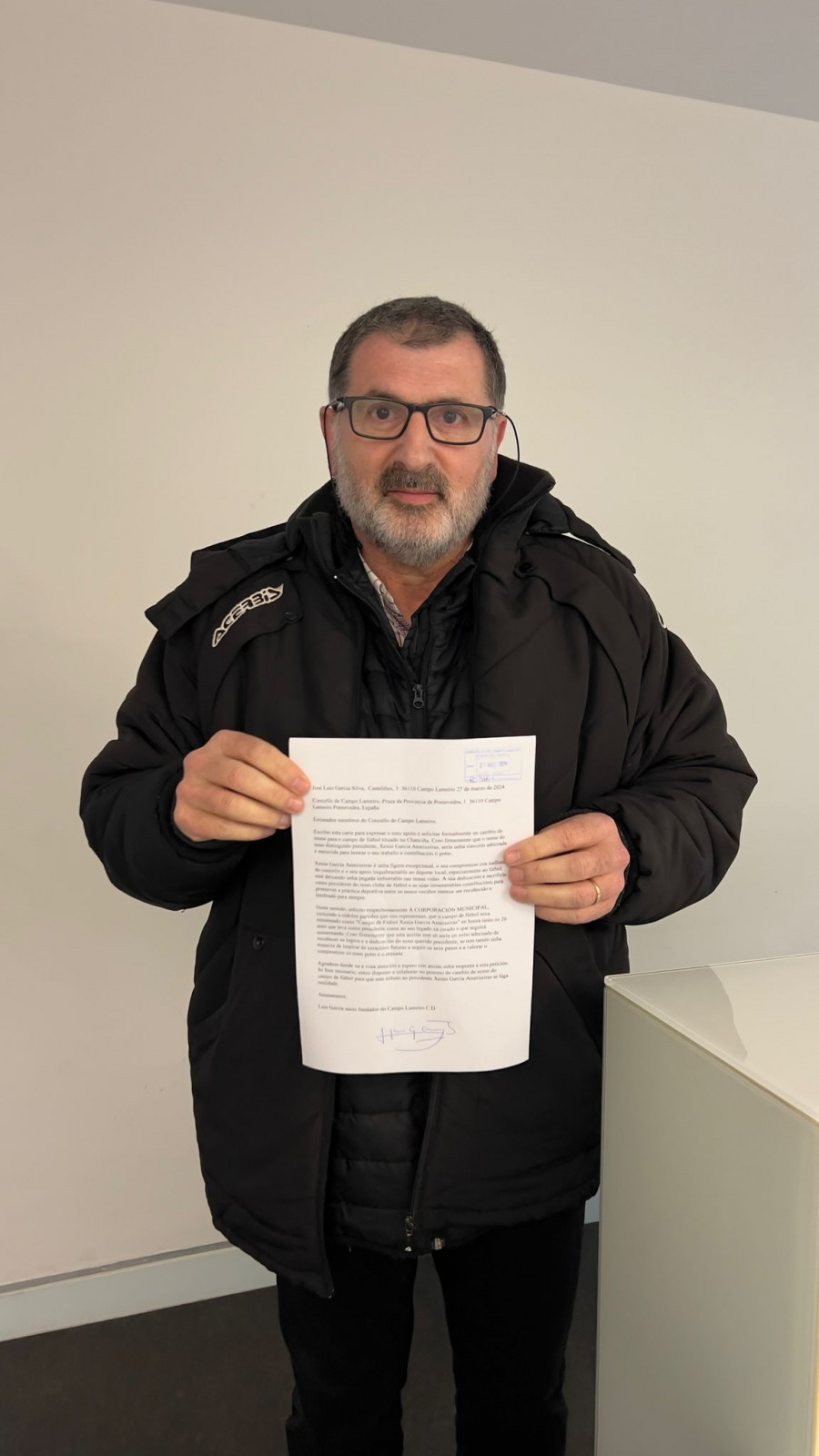 Luis García pide el cambio de nombre del estadio de fútbol Campo Lameiro