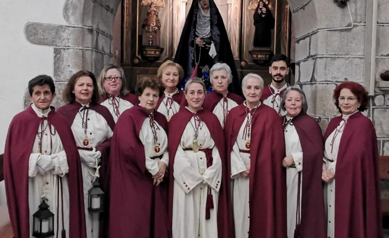 El estreno de La Piedad en la Semana Santa de Boiro no pudo ser en una procesión debido al aguacero y fuerte viento