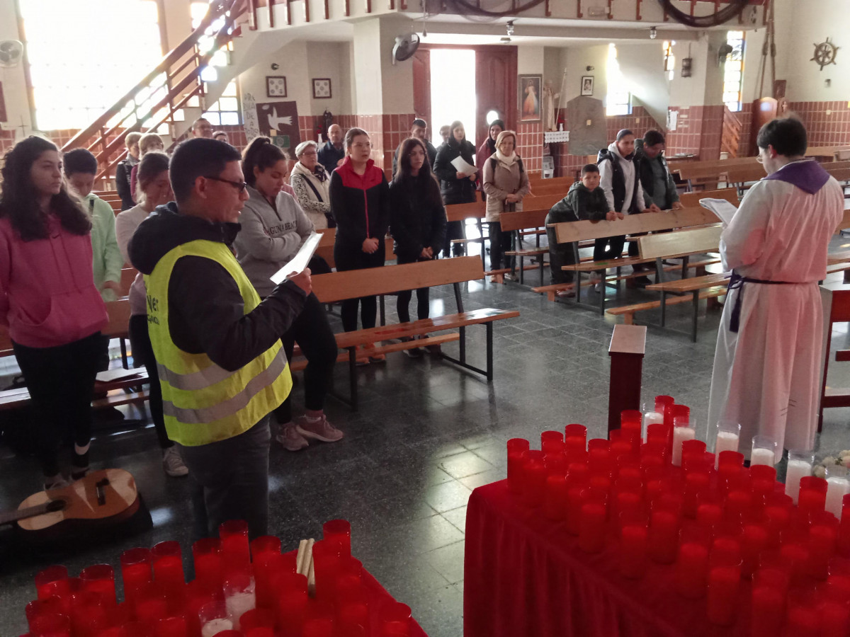 VIA CRUCIS JUVENIL RIBEIORA