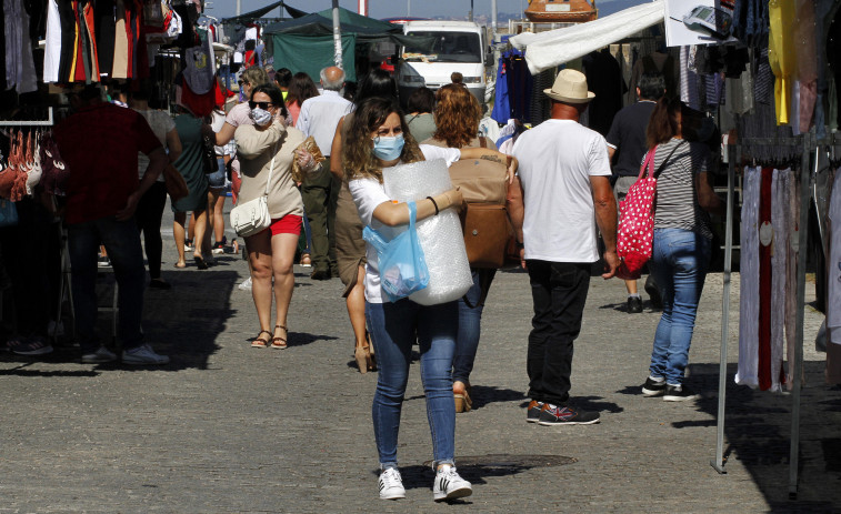 Cambados extingue el permiso para vender en el mercadillo a ocho vendedores por incumplir la ordenanza