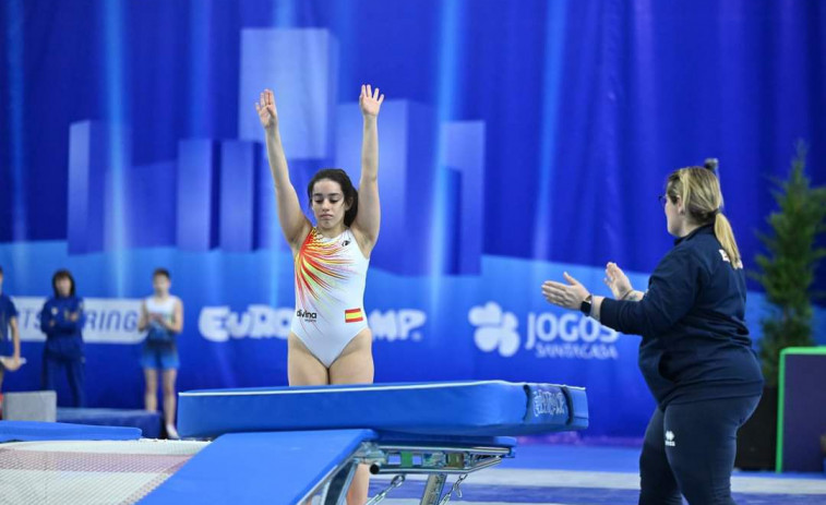 La gimnasta cambadesa Uxía Rodríguez se mete en la final del Europeo Júnior con tan solo 14 años