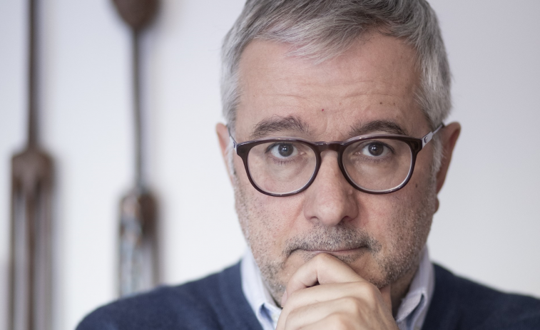 Alfonso Armada presenta en Vilagarcía 