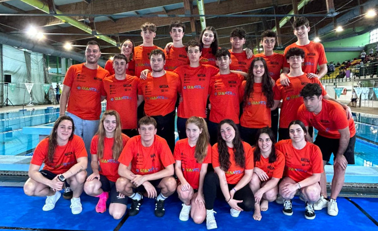El Acuático Umia, subcampeón gallego absoluto en Ourense