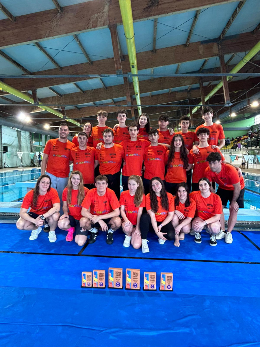 El Acuático Umia, subcampeón gallego absoluto en Ourense