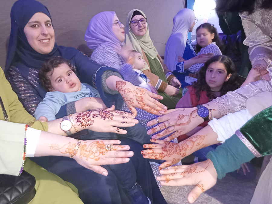 Reportaje | Fiesta por todo lo alto de los musulmanes de Ribeira en el final del ayuno por el Ramadán