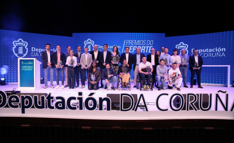 A Deputación da Coruña distingue ao Club de Remo Cabo de Cruz na Gala dos Premios do Deporte
