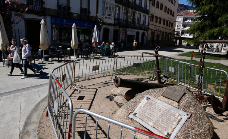 Así será la restauración de la placa de A Independencia en Vilagarcía