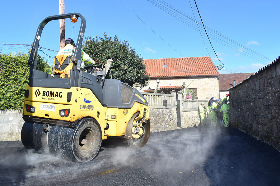 Valga retoma las obras de pavimentación en carreteras municipales por el buen tiempo