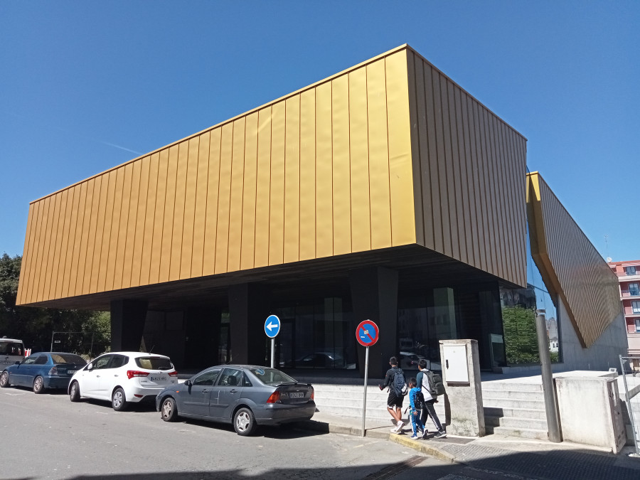 El Gobierno local de Ribeira prevé inaugurar el nuevo auditorio el próximo 15 de junio