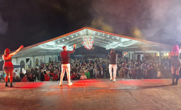 Capitol y Fuego dan esta noche el pistoletazo de salida de las fiestas del Carmen en Rianxo