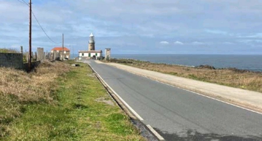 El Ayuntamiento de Ribeira proyecta la humanización del entorno y el acceso del Faro de Corrubedo con 100.000 euros