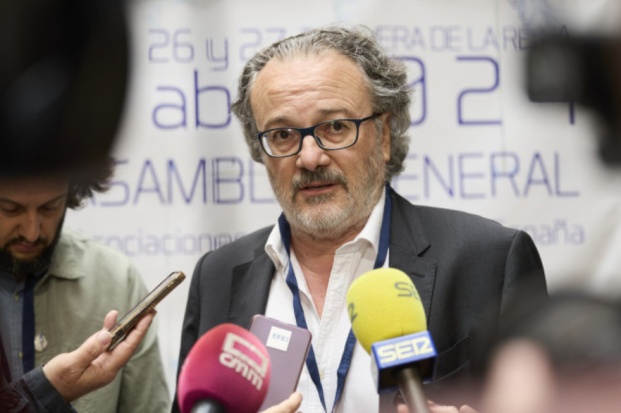 La Federación de Asociaciones de la Prensa advierte a partidos y Gobiernos de que sin periodismo no hay democracia