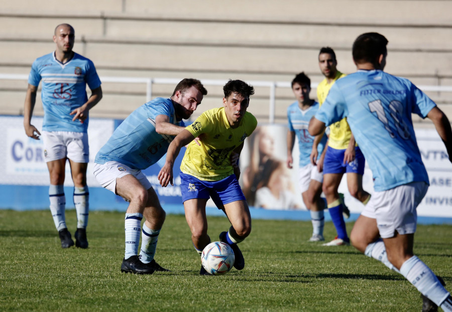 Cambados y Portonovo pelean por colocarse entre los cinco primeros clasificados