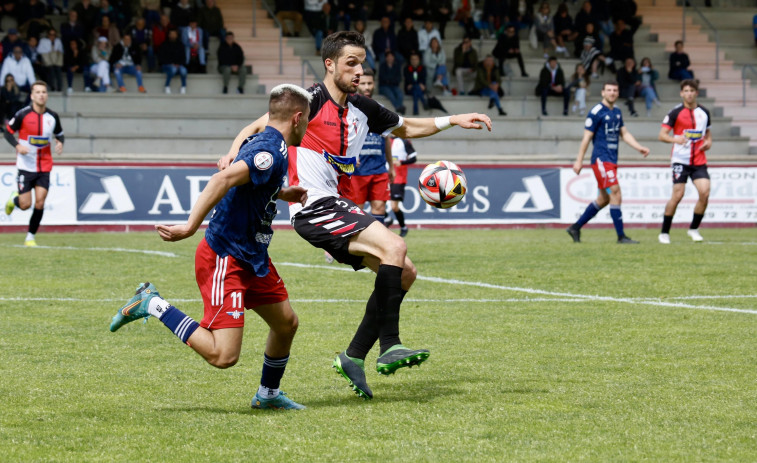 El Arosa busca cerrar la tercera plaza ante un Arteixo que aprieta por el play-off