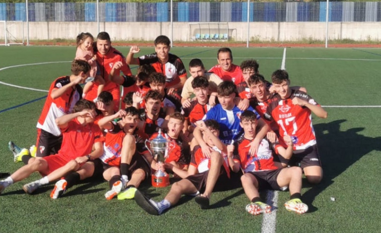 La cantera del Arosa culmina su obra maestra al ascender al Juvenil B a Liga Nacional