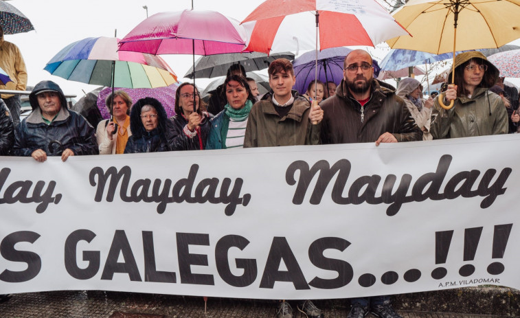 El sector marisquero clama en Ribeira por una solución ante la crítica situación de la Ría