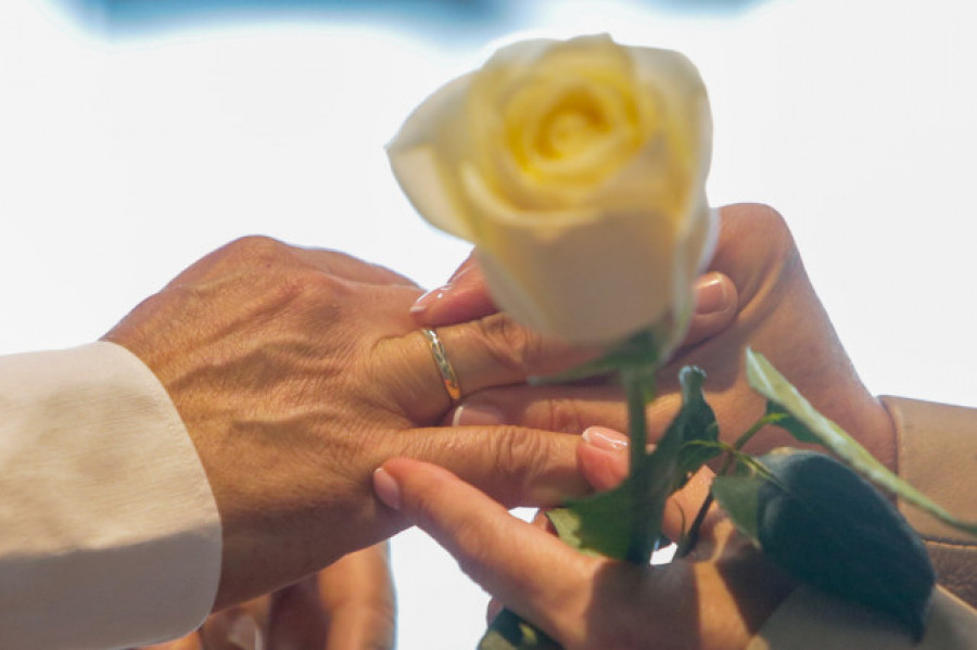 Aumentan un 16,3% los matrimonios ante notario registrados en España