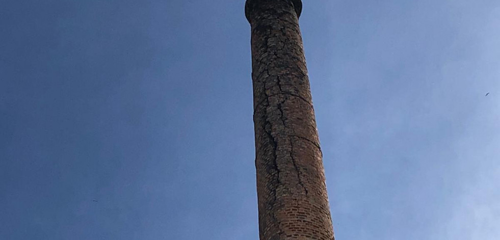 El BNG de Sanxenxo urge al Concello la reparación de la antigua chimenea de A Telleira de Vilalonga