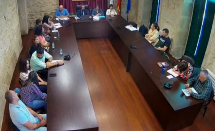 El presupuesto municipal de Rianxo quedará aprobado si no sale adelante la moción de censura de la oposición