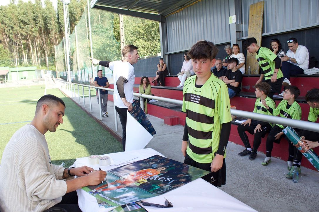 Vietes firmando