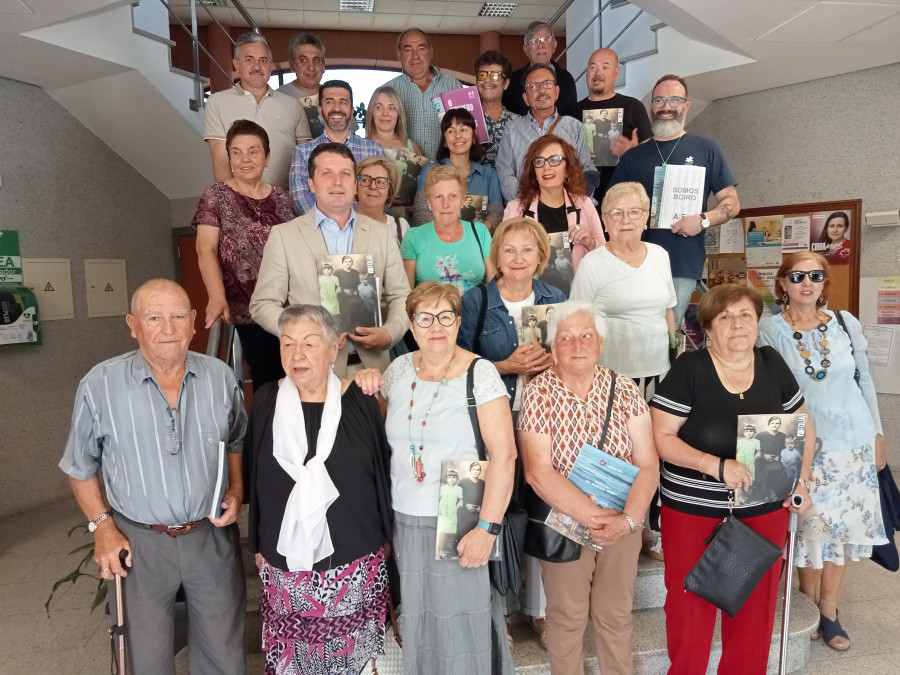 Presentado el libro de las Festas do Verán de Boiro, que abrirán el calendario de los grandes festejos en O Barbanza